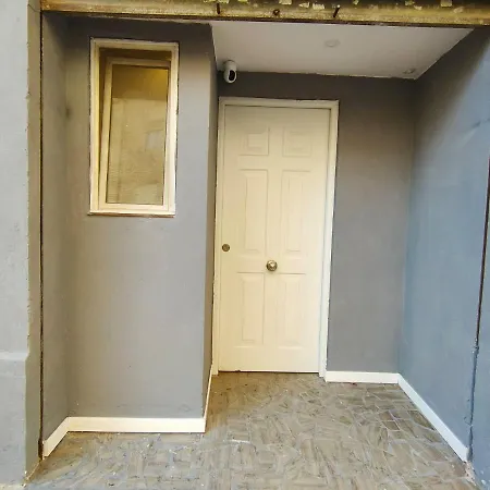 Apartment Pequeno Con Mini Piscina - No Climatizada
