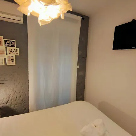 Apartment Pequeno Con Mini Piscina - No Climatizada