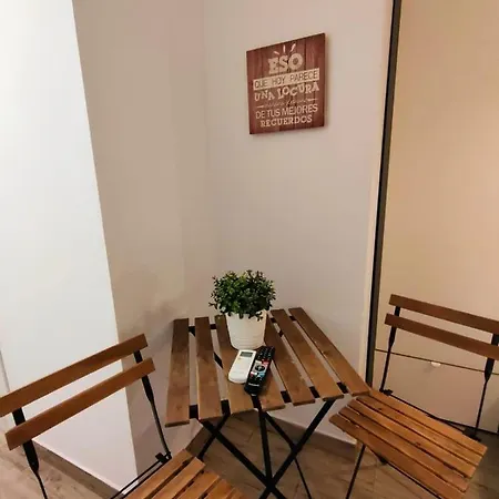 Pequeno Con Mini Piscina - No Climatizada Apartment Valencia