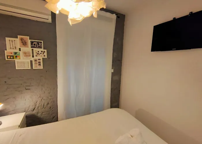 Apartment Pequeno Con Mini Piscina - No Climatizada